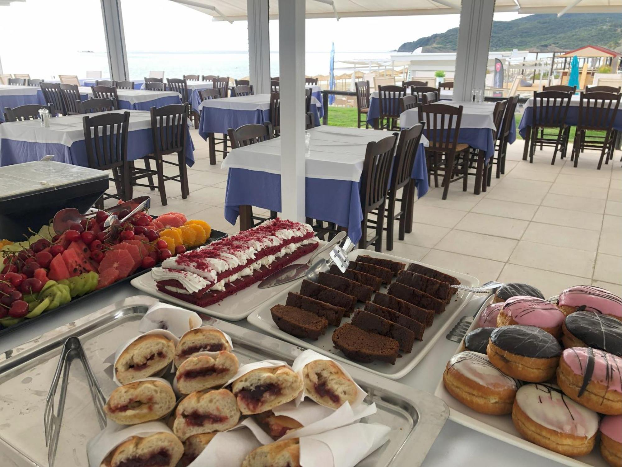 Blue Senses Hotel Sarti Esterno foto